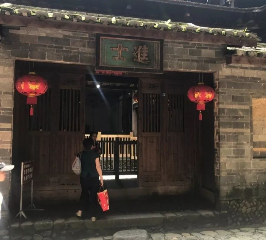 1561371509497627.jpg 1561371509497627.jpg